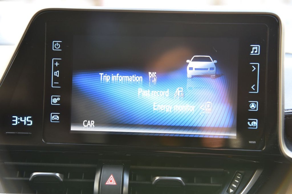 Used Toyota C-HR 2018 for sale - 76670540: Photo 39