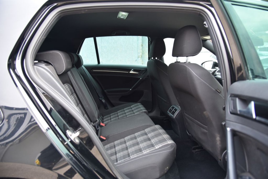 Used Volkswagen Golf 2014 for sale - 77981615: Photo 22