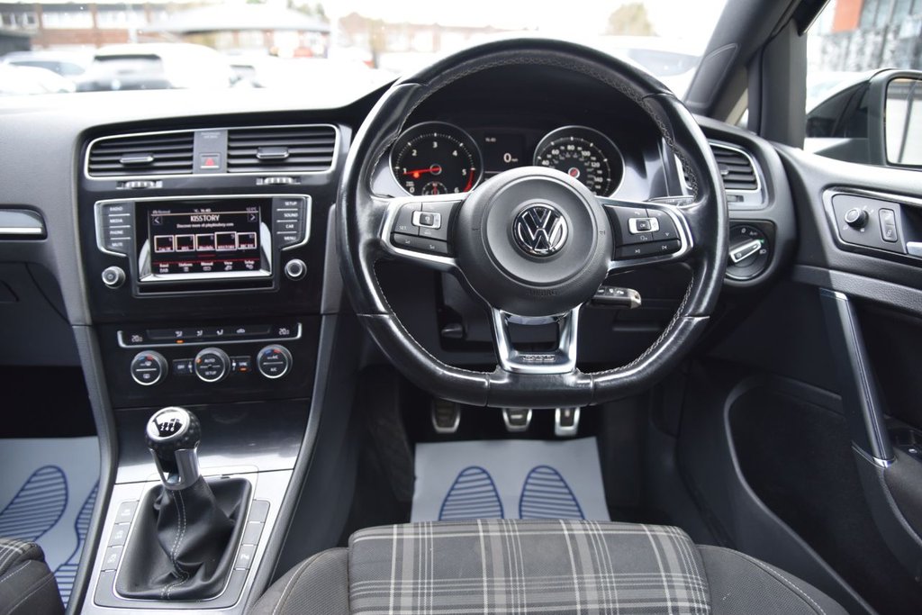 Used Volkswagen Golf 2014 for sale - 77981615: Photo 27
