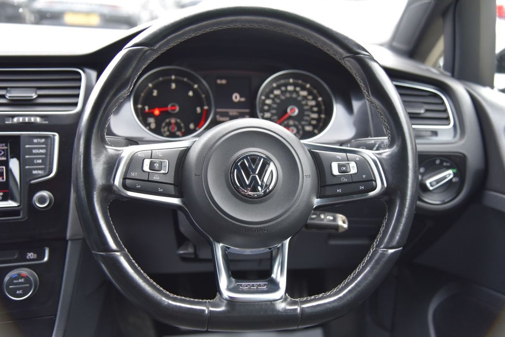 Used Volkswagen Golf 2014 for sale - 77981615: Photo 28