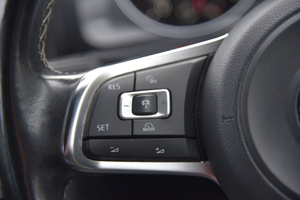 Used Volkswagen Golf 2014 for sale - 77981615: Photo 29