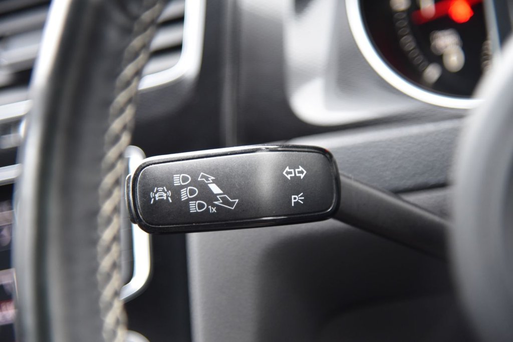 Used Volkswagen Golf 2014 for sale - 77981615: Photo 31