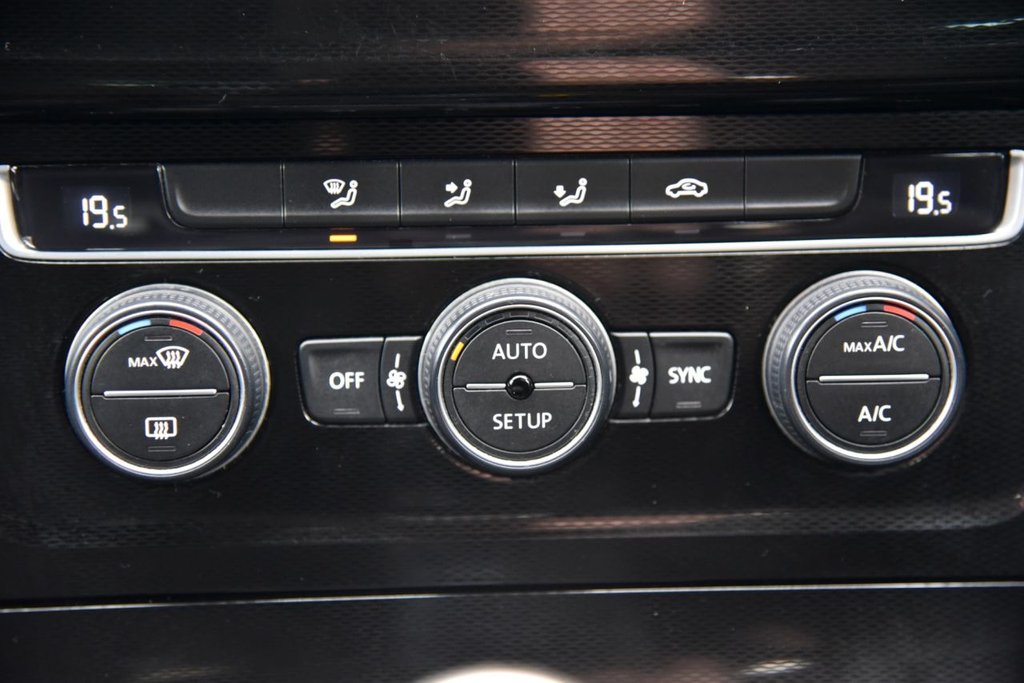 Used Volkswagen Golf 2014 for sale - 77981615: Photo 39