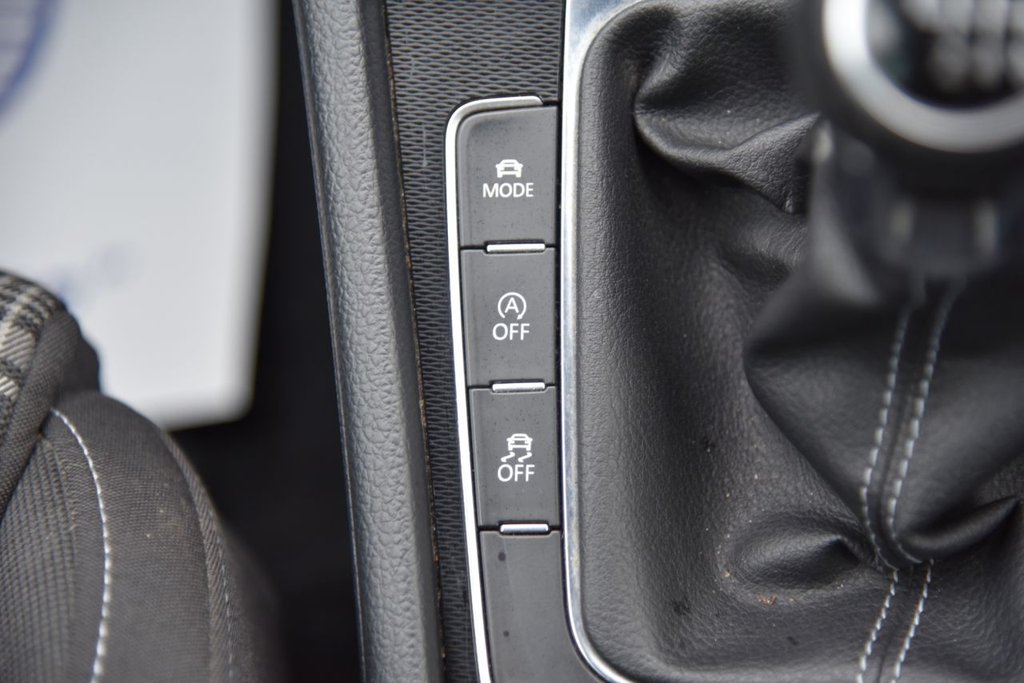 Used Volkswagen Golf 2014 for sale - 77981615: Photo 41