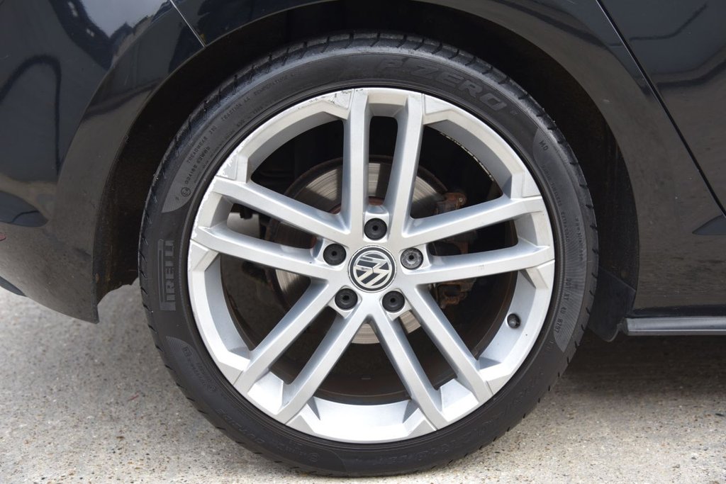 Used Volkswagen Golf 2014 for sale - 77981615: Photo 50