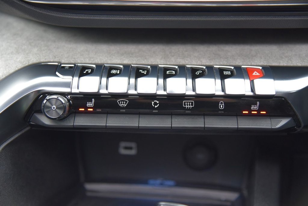 Used Peugeot 5008 2018 for sale - 77059584: Photo 41