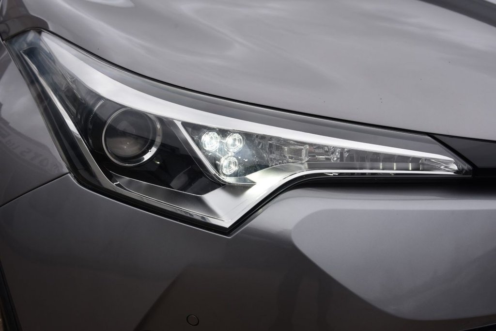 Used Toyota C-HR 2018 for sale - 77422339: Photo 11