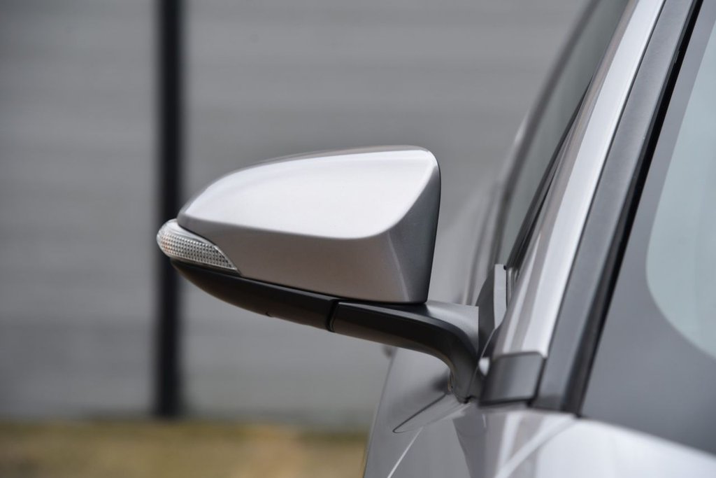 Used Toyota C-HR 2018 for sale - 77422339: Photo 14