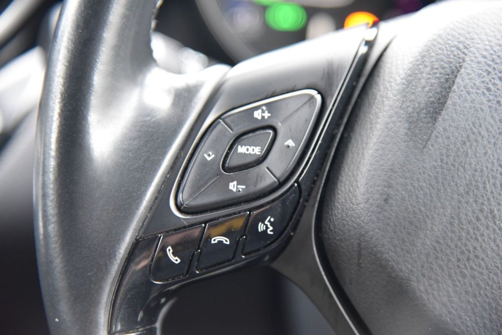 Used Toyota C-HR 2018 for sale - 77422339: Photo 29