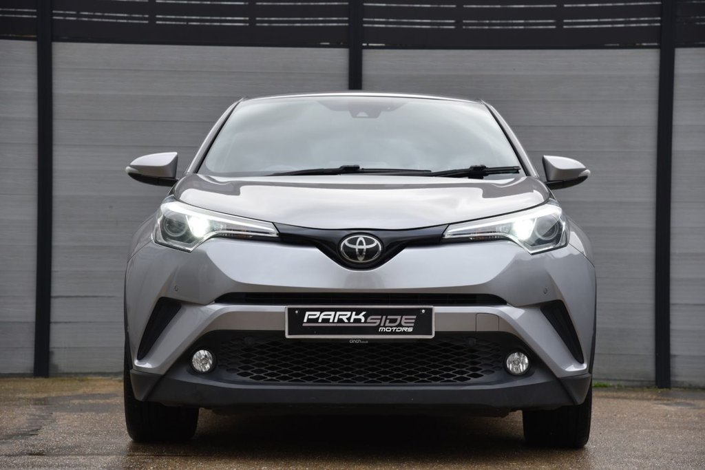 Used Toyota C-HR 2018 for sale - 77422339: Photo 4