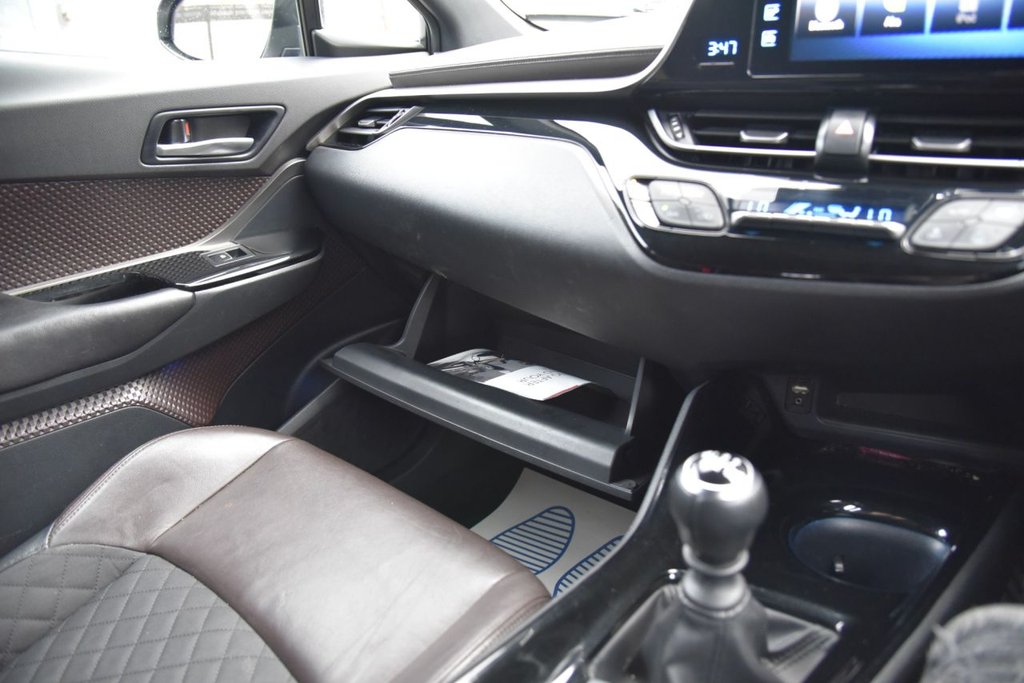 Used Toyota C-HR 2018 for sale - 77422339: Photo 42