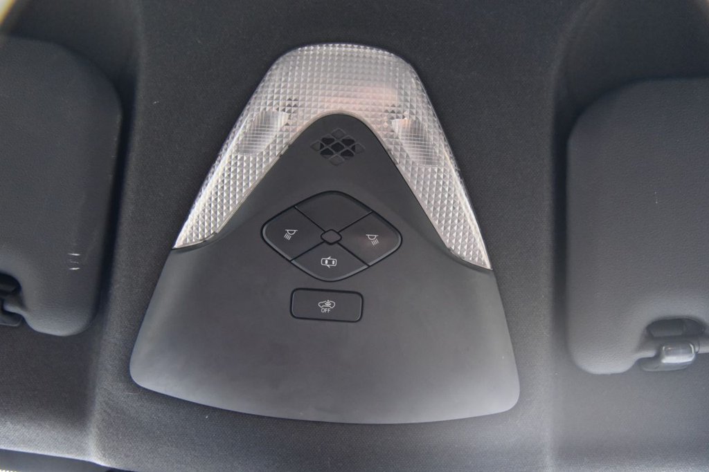 Used Toyota C-HR 2018 for sale - 77422339: Photo 43