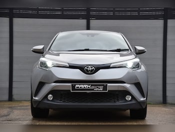 Used Toyota C-HR 2018 for sale - 77422339: Photo