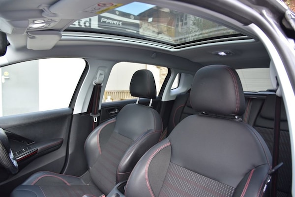 Used Peugeot 2008 2017 for sale - 75275160: Photo 29