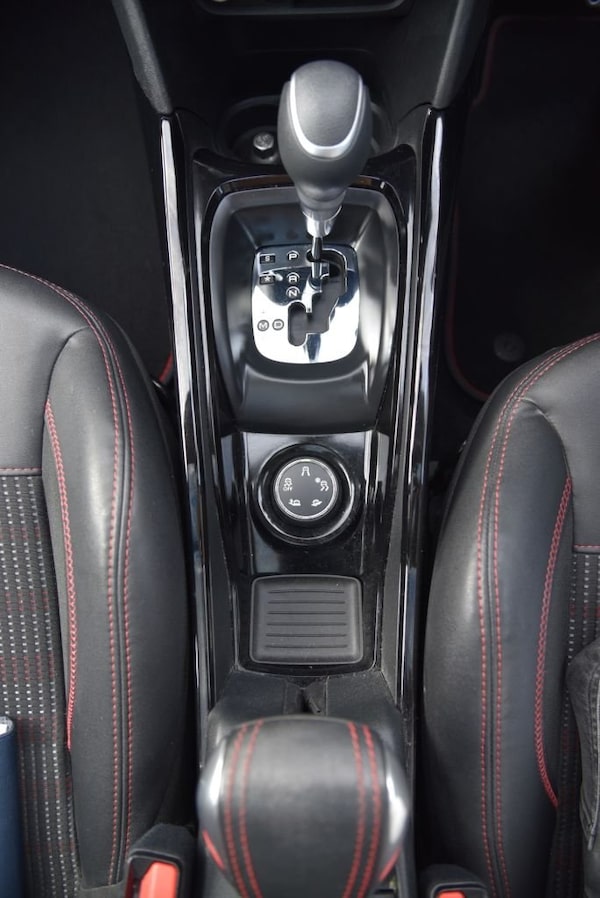 Used Peugeot 2008 2017 for sale - 75275160: Photo 36