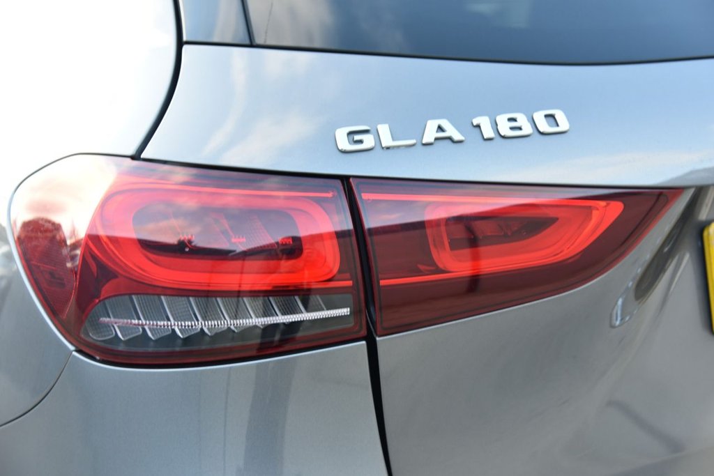 Used Mercedes-Benz GLA 2021 for sale - 76900575: Photo 17