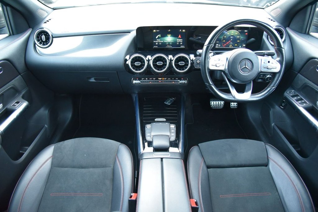 Used Mercedes-Benz GLA 2021 for sale - 76900575: Photo 2