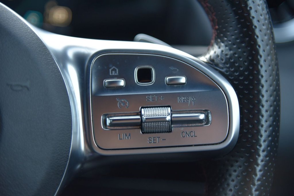 Used Mercedes-Benz GLA 2021 for sale - 76900575: Photo 31