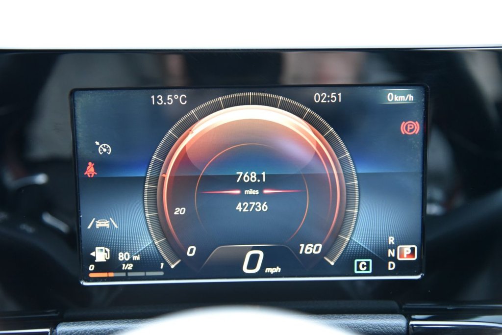 Used Mercedes-Benz GLA 2021 for sale - 76900575: Photo 39