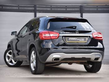 Used Mercedes-Benz GLA 2018 for sale - 79574509: Photo