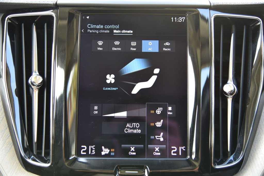 Used Volvo XC60 2021 for sale - 75585579: Photo 45