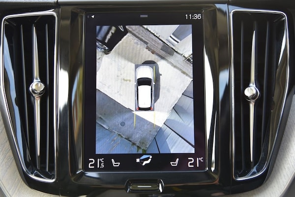 Used Volvo XC60 2021 for sale - 75585579: Photo 6
