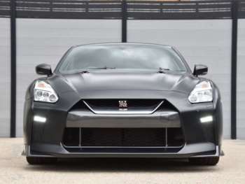 Used Nissan GT-R 2017 for sale - 75033142: Photo