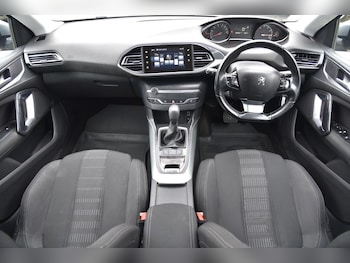 Used Peugeot 308 2016 for sale - 76665711: Photo