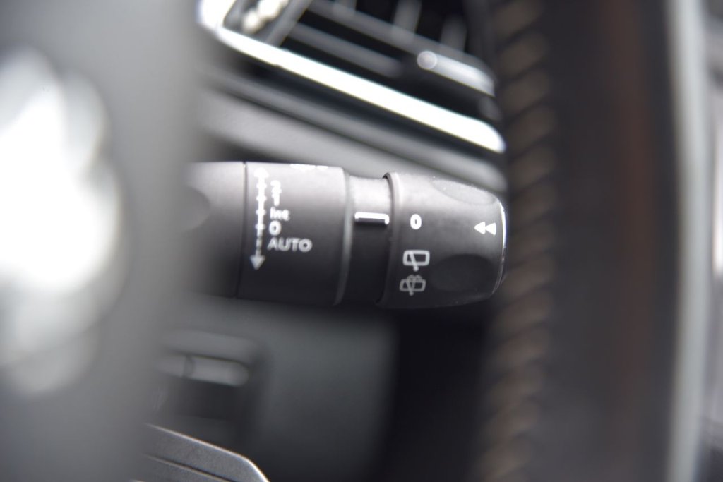 Used Peugeot 308 2016 for sale - 76665711: Photo 35