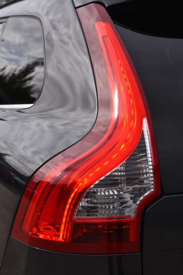 Used Volvo XC60 2017 for sale - 76173317: Photo 17