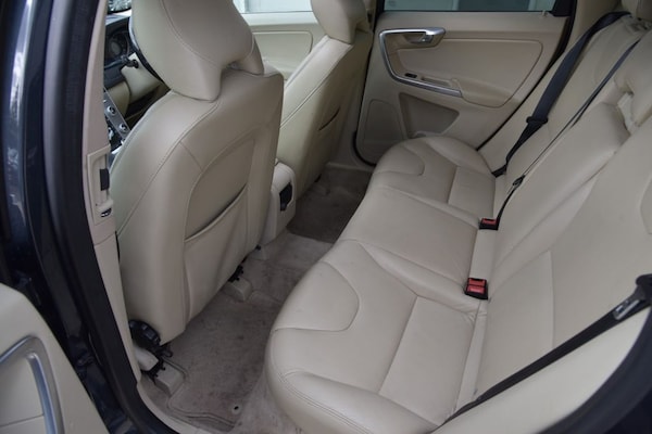 Used Volvo XC60 2017 for sale - 76173317: Photo 26