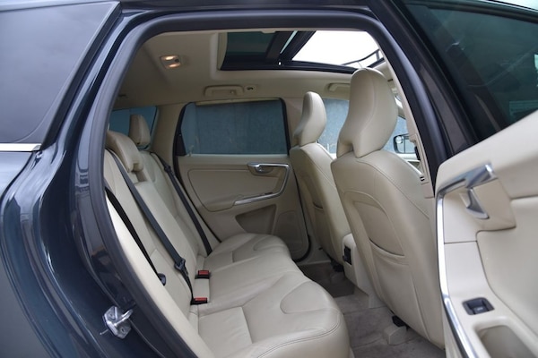 Used Volvo XC60 2017 for sale - 76173317: Photo 27