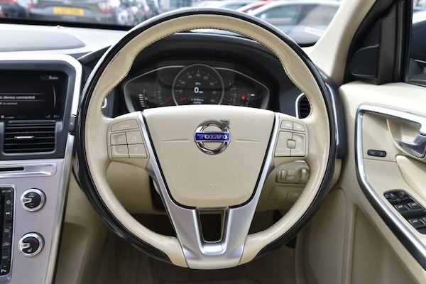 Used Volvo XC60 2017 for sale - 76173317: Photo 31