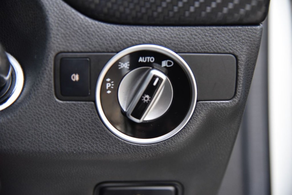 Used Mercedes-Benz A-Class 2015 for sale - 77572244: Photo 38