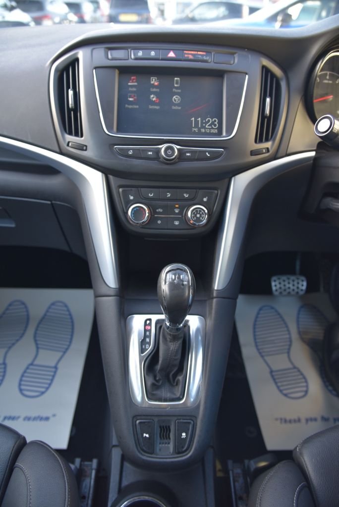 Used Vauxhall Zafira Tourer 2017 for sale - 76610231: Photo 37