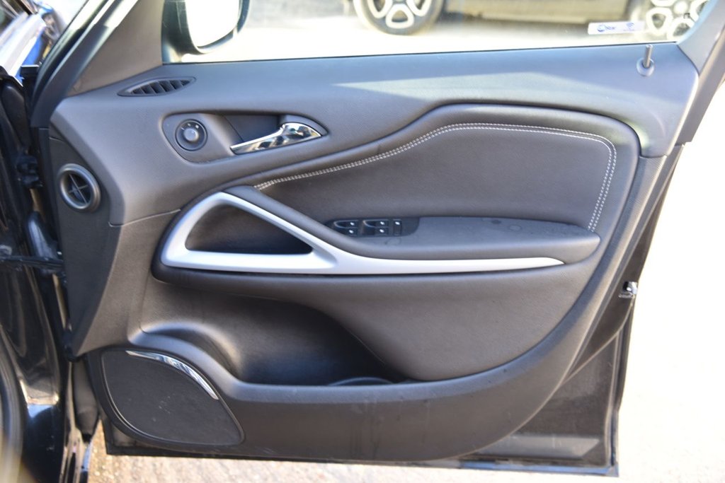 Used Vauxhall Zafira Tourer 2017 for sale - 76610231: Photo 47