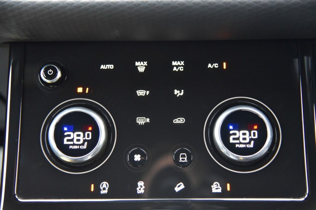 Used Land Rover Range Rover Evoque 2019 for sale - 76670638: Photo 47