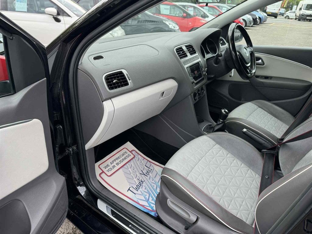 Used Volkswagen Polo 2017 for sale - 76104523: Photo 15