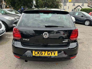 Used Volkswagen Polo 2017 for sale - 76104523: Photo 3