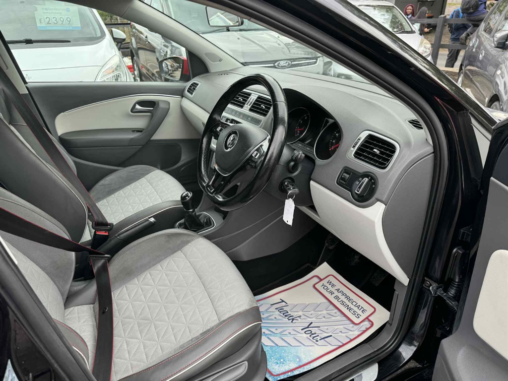 Used Volkswagen Polo 2017 for sale - 76104523: Photo 8