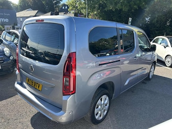 Used Vauxhall Combo Life 2019 for sale - 76015328: Photo 2