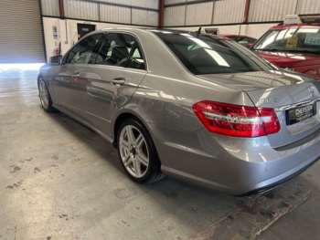 Used Mercedes-Benz E-Class 2010 for sale - 73079498: Photo