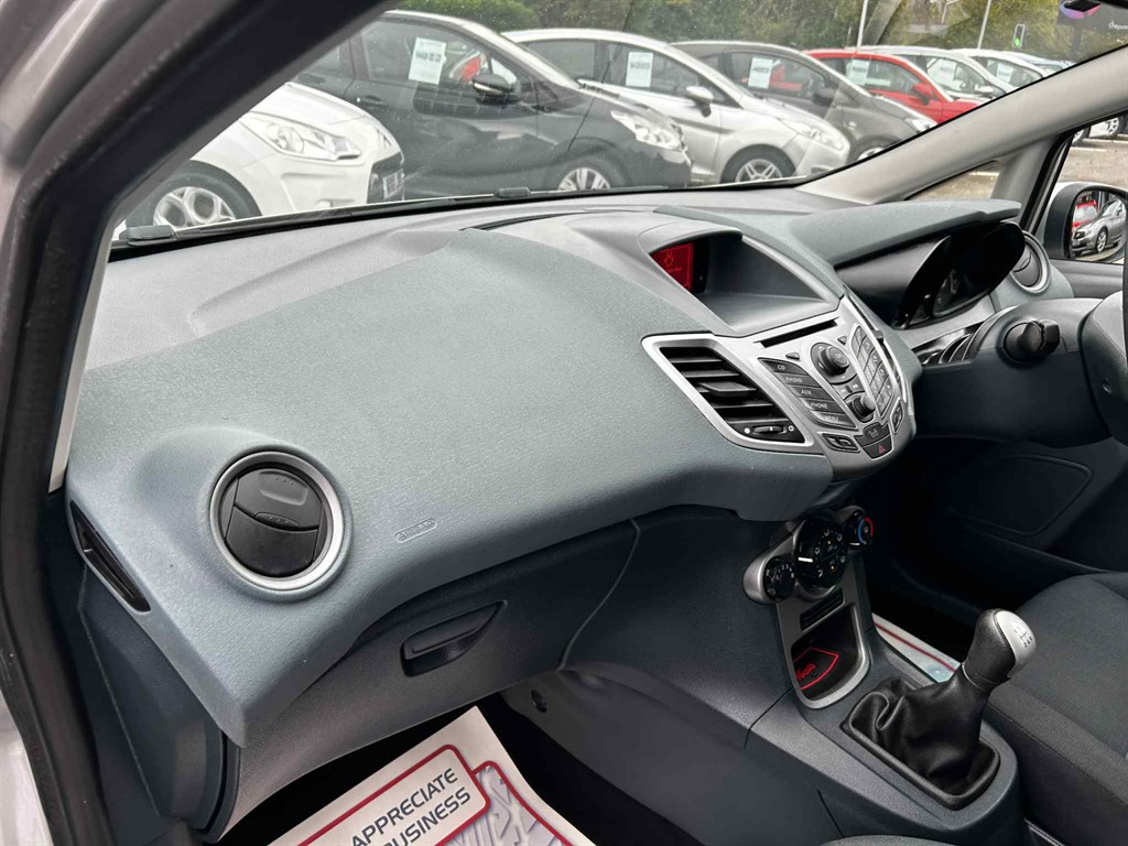 Used Ford Fiesta 2011 for sale - 76322119: Photo 18