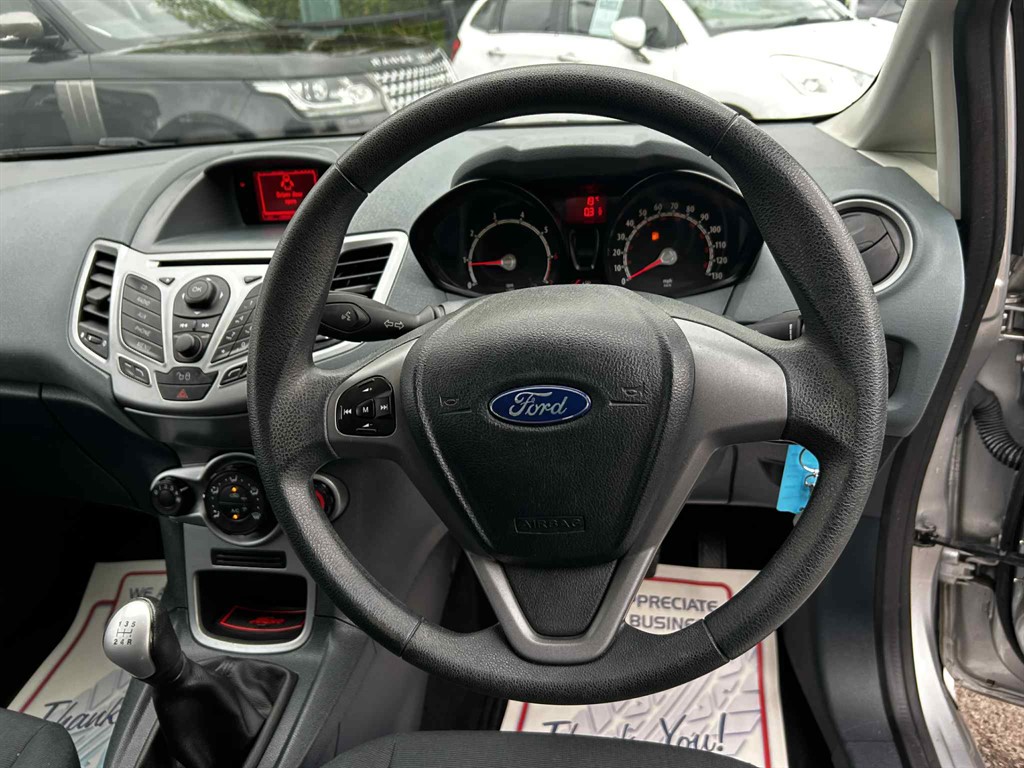 Used Ford Fiesta 2011 for sale - 76322119: Photo 9