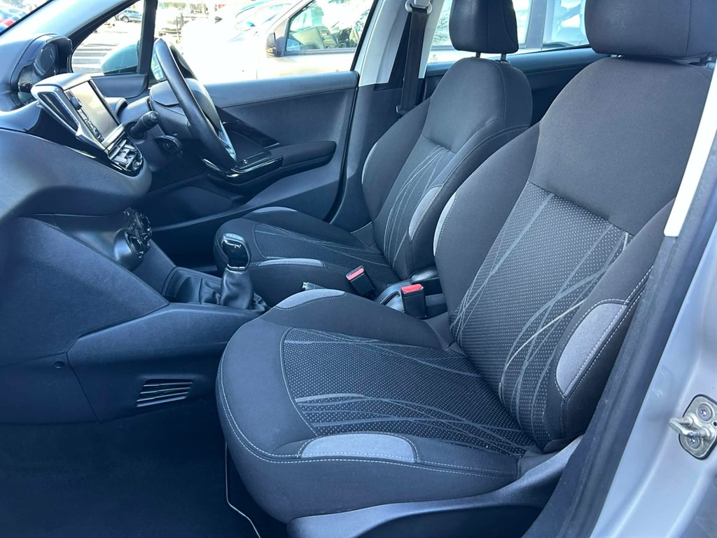 Used Peugeot 208 2013 for sale - 77381282: Photo 20