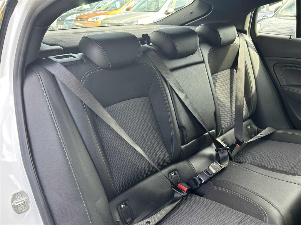 Used Vauxhall Insignia 2018 for sale - 76117213: Photo 13