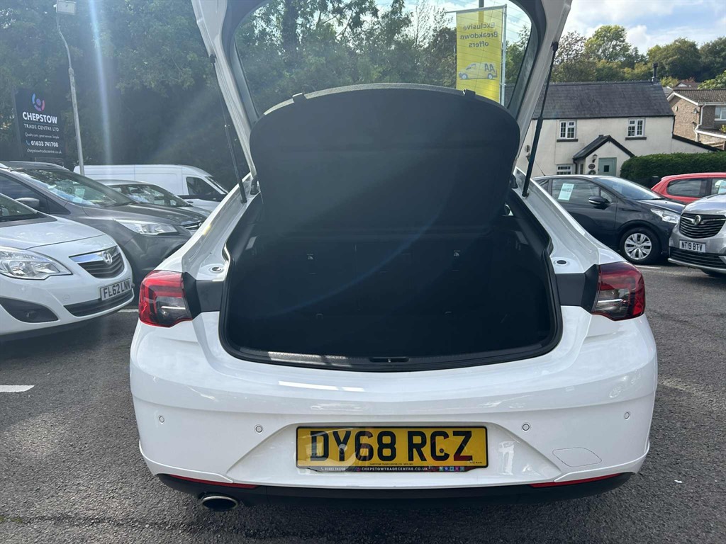 Used Vauxhall Insignia 2018 for sale - 76117213: Photo 14