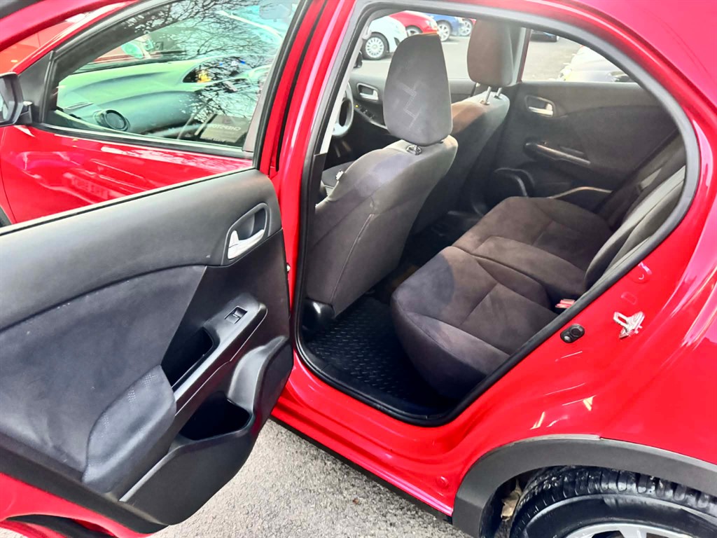 Used Honda Civic 2013 for sale - 76628527: Photo 15