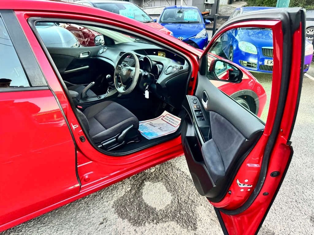 Used Honda Civic 2013 for sale - 76628527: Photo 9