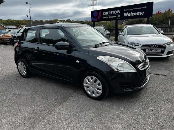 Used Suzuki Swift 2012 for sale - 76204057: Photo 1
